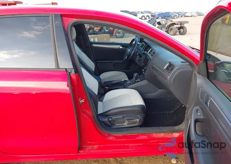 2016 Volkswagen Jetta 1.8T Sport из США, поврежденный, VIN 3VWD17AJ6GM285483